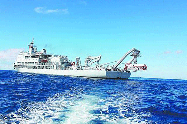 这个大国扬言巡航南海,结果尴尬了:来一艘军舰,我军到场16艘