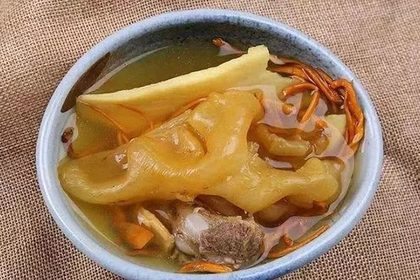 女生多吃这4种食物 补充胶原蛋白