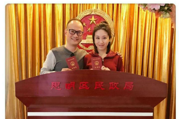 杨洋声援周美毅:希望事情得到公正解决