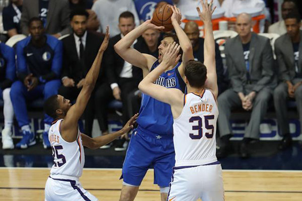 克劳福德NBA常规赛全场拿下51分